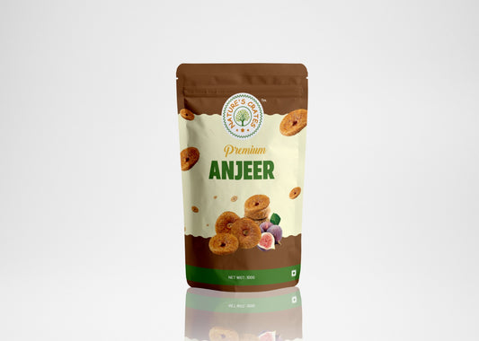 Luxury Nuts Combo (Cashews 200g + Pistachios 200g + Walnuts 200g + Blueberries 150g)